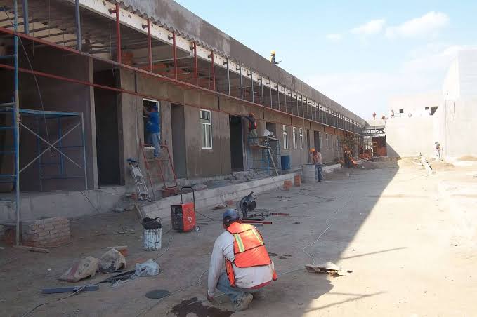 Obra gris y agregados